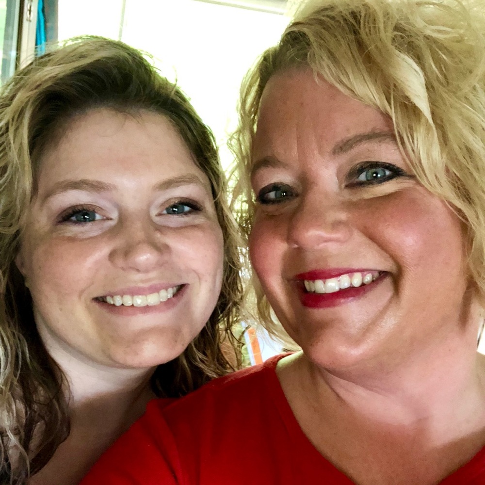 Meet your Posher, Carrie